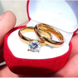 Rings & Engagement Rings