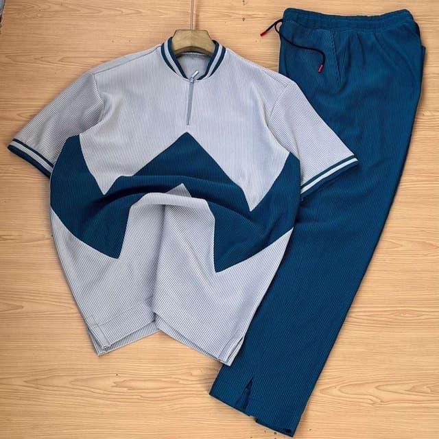 MENS Top and Down