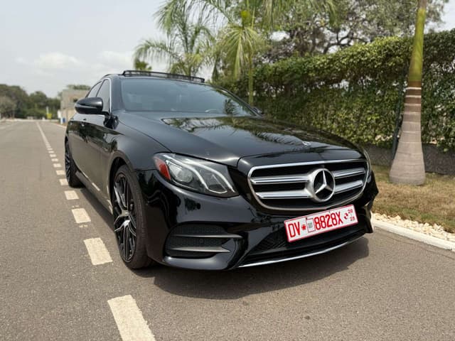 2019  Mercedes e300 4matic